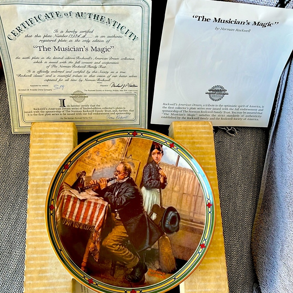 Norman Rockwell The Magician Magic collector  plate  dated 1986